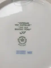 Vorschaubild 2 von Weihnachtsteller The Old Skating Pond Porzellan 18cm