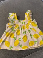 Vorschaubild 2 von Sommerkleid Mädchen Gr. 86 Zitronenmuster Rüschen gelb