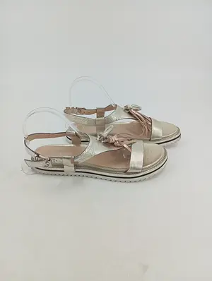 JONES Sandalen