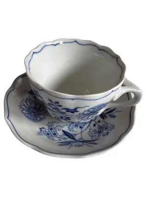 HUTSCHENREUTHER Tasse und Unterteller