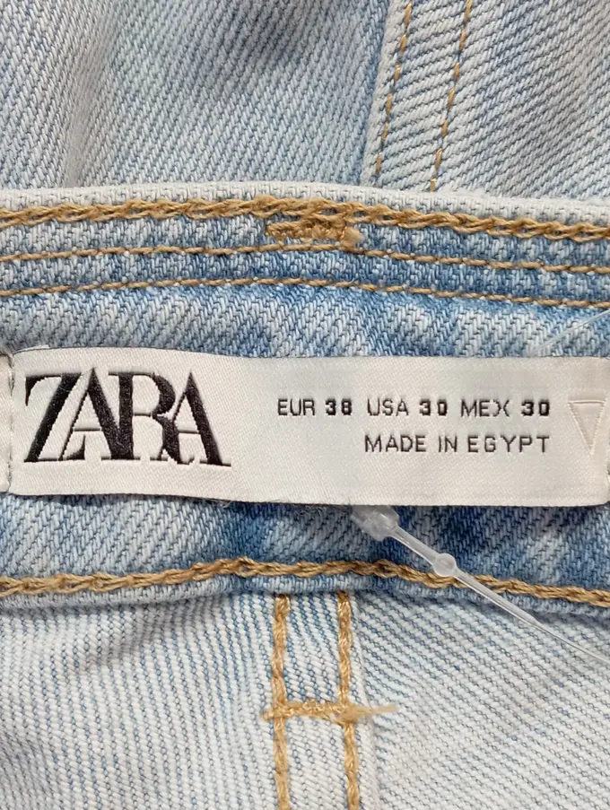 ZARA Destroyed Jeans Bild 3