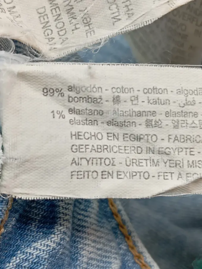 ZARA Destroyed Jeans Bild 4