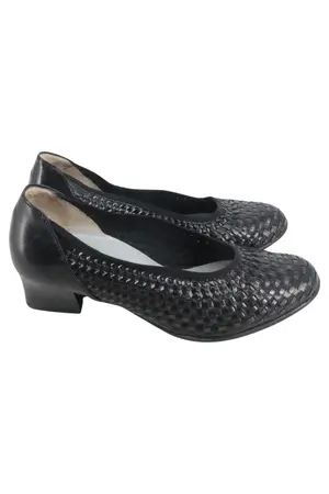 THERESIA M. Pumps