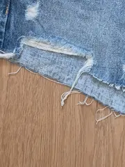 Vorschaubild 3 von Damen Jeans Shorts Gr. 36 Blau Casual Distressed Fransen Cut-Outs