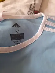 Vorschaubild 2 von Kinder Fußball Trikot Climalite Sportshirt Gr. 152 Blau Weiß