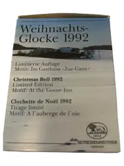 Vorschaubild 2 von Weihnachtsglocke 1992 Im Gasthaus Zur Gans Limitiert Porzellan