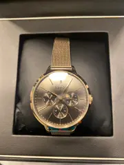 Vorschaubild 2 von Damenuhr Elegant Gold Edelstahl Armbanduhr
