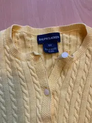 Vorschaubild 5 von Mädchen Strickjacke Gelb Gr. 116/122 Preppy Zopfstrickmuster Rüschen
