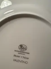 Vorschaubild 4 von Valentino Essteller Bone China 26cm Weiß Gold Elegant