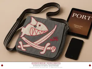 DIE SPIEGELBURG Umhängetasche