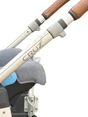 Vorschaubild 2 von Cruz Kinderwagen Grau inkl. Babyschale Gebraucht