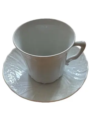 HUTSCHENREUTHER Tasse und Unterteller