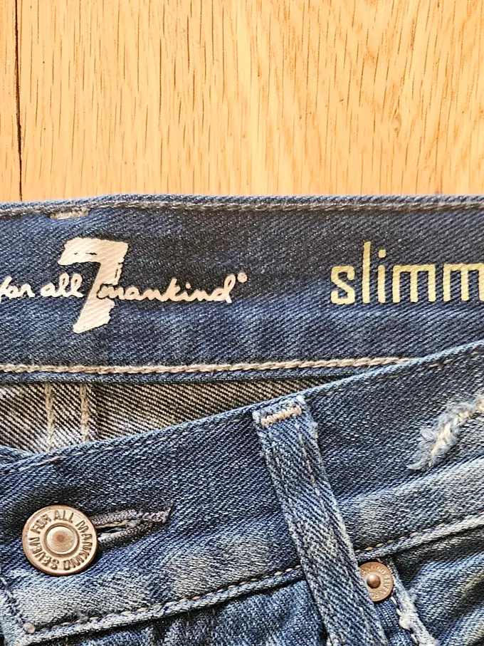 7 FOR ALL MANKIND Destroyed Jeans Bild 5