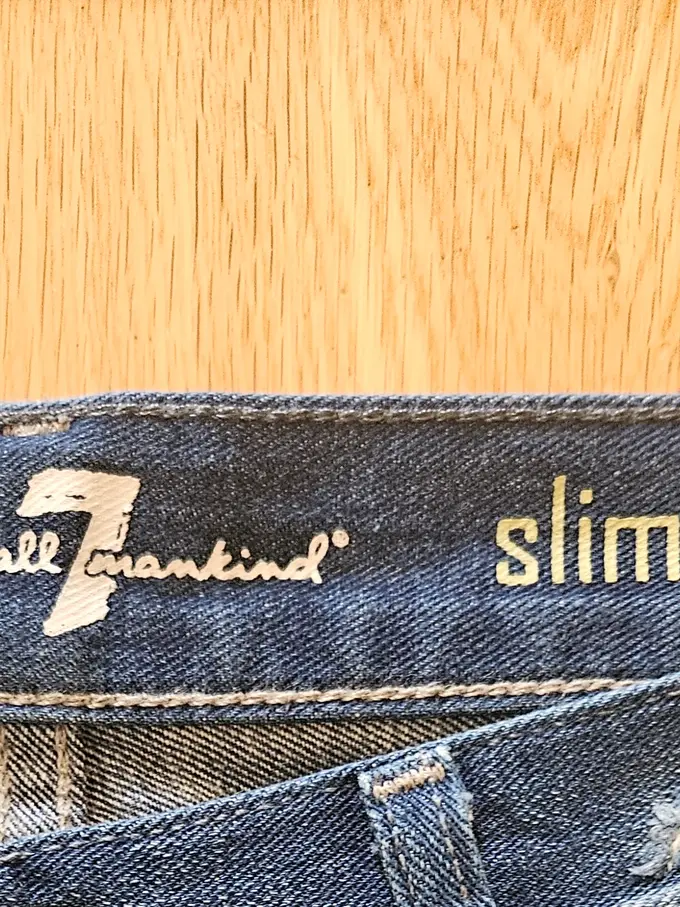 7 FOR ALL MANKIND Destroyed Jeans Bild 3
