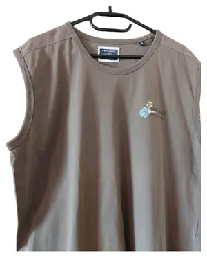 A.W. DUNMORE Top