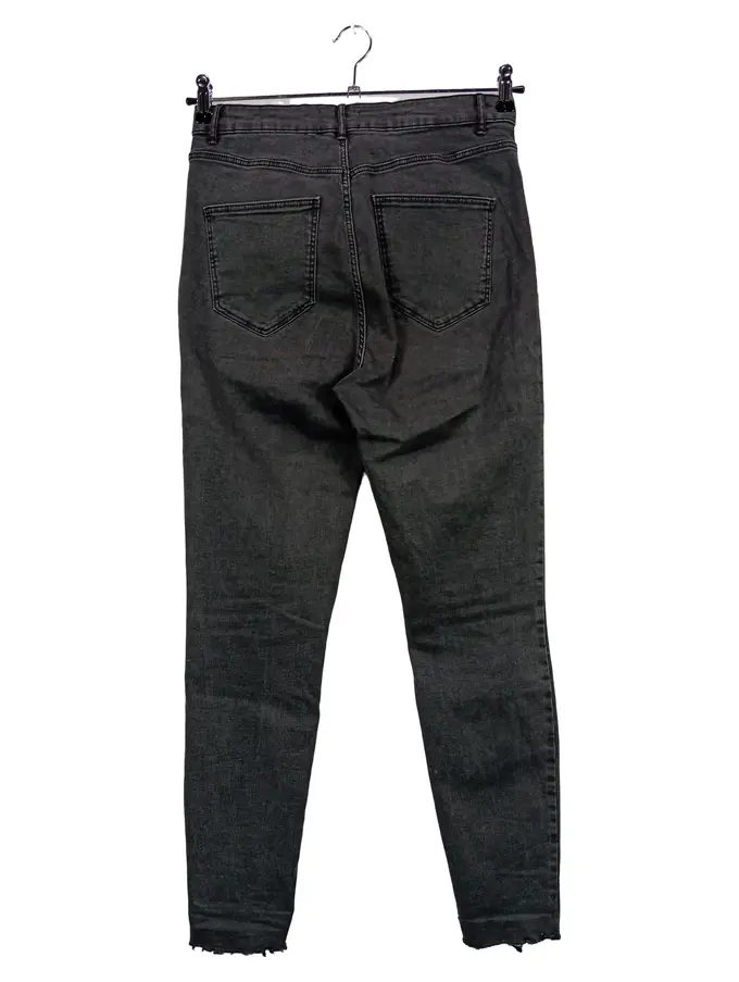 ZARA Destroyed Jeans Bild 2