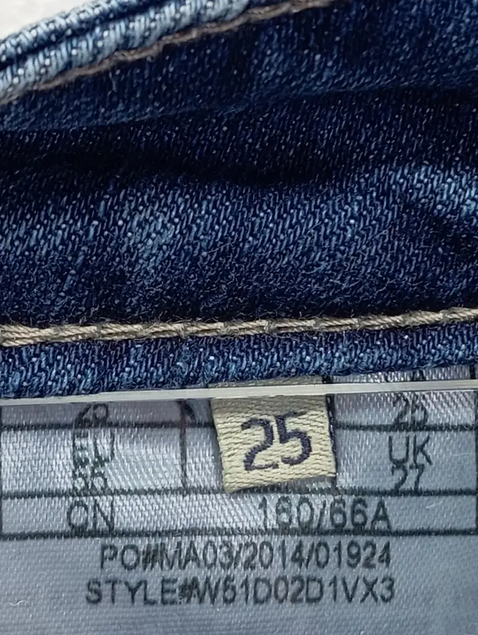 GUESS Jeans Shorts Bild 4
