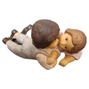 Vorschaubild 1 von Nina & Marco Porzellan Figur Kinder Liegend Kuss Dekofigur