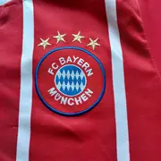 Vorschaubild 2 von FC Bayern München Trikot Kinder Gr. 158/16 Rot Heim 2017/18