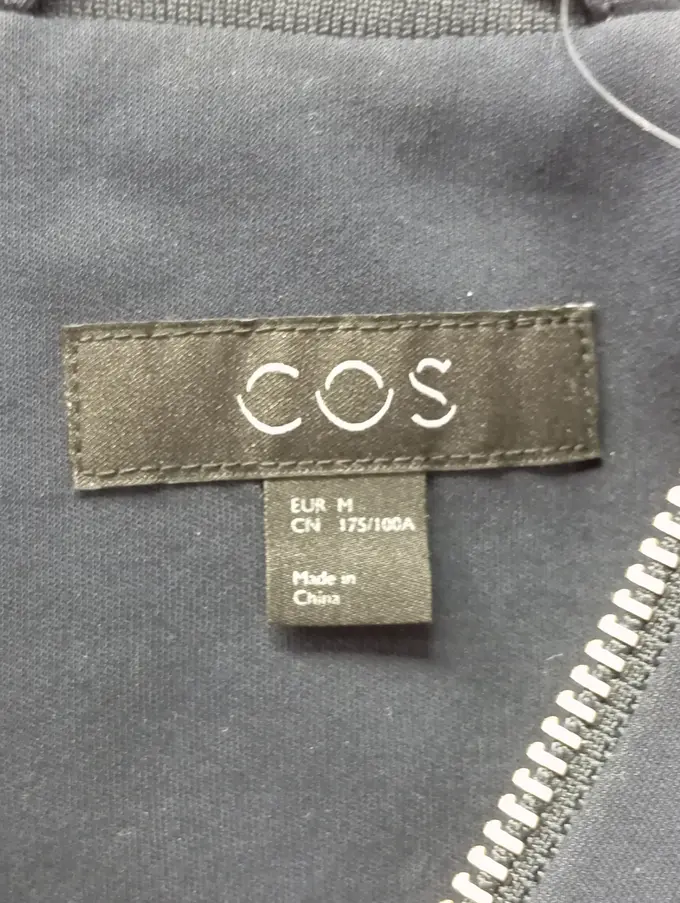 COS Blouson Bild 3