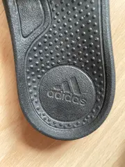 Vorschaubild 3 von Adilette Badeschuhe Kinder Gr. 33 Schwarz Sportlich Badelatschen