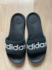 Vorschaubild 2 von Adilette Badeschuhe Kinder Gr. 33 Schwarz Sportlich Badelatschen