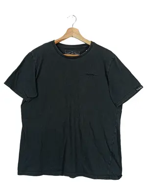TOKYO LAUNDRY T-Shirt