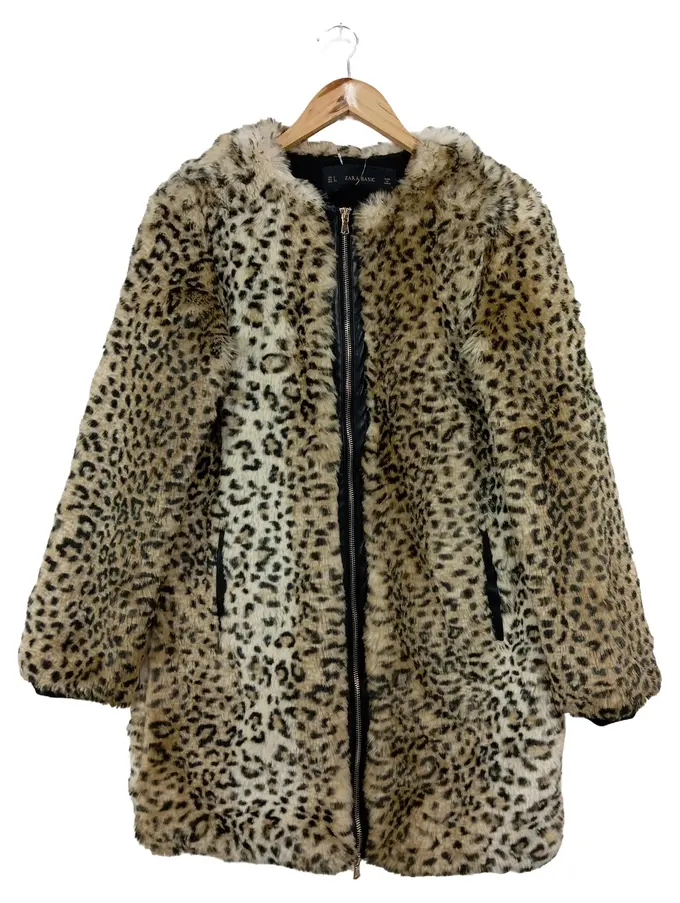 ZARA Fellmantel Bild 1