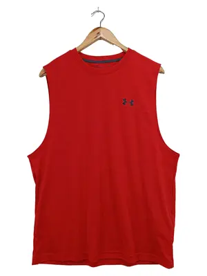 UNDER ARMOUR Top