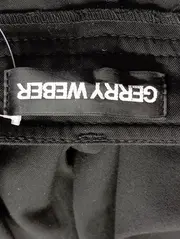 Vorschaubild 3 von Damen Jeans Regular Fit Schwarz Gr. 40 L Reißverschluss-Details