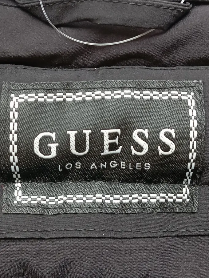 GUESS Steppjacke Bild 3