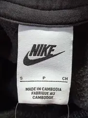 Vorschaubild NIKE Kapuzenpullover 3