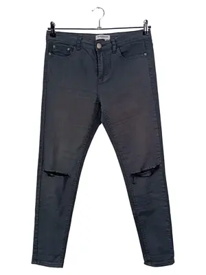 GLAMOROUS Destroyed Jeans