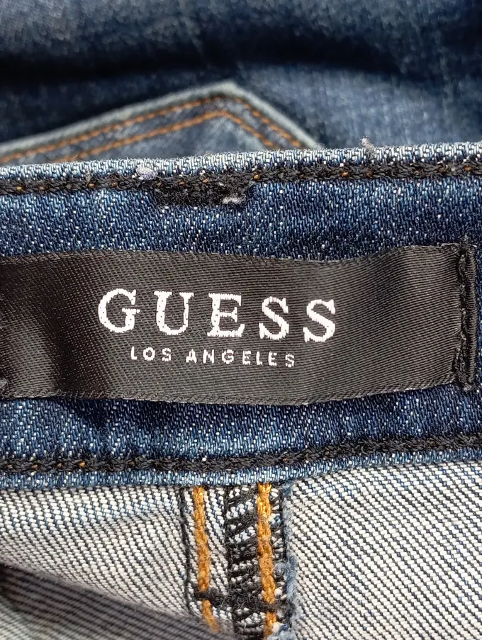 GUESS Destroyed Jeans Bild 3