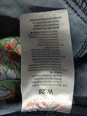 Vorschaubild 4 von Damen Jeans Shorts Blau Tierdruck Gr. S/W28 L20 Knopf