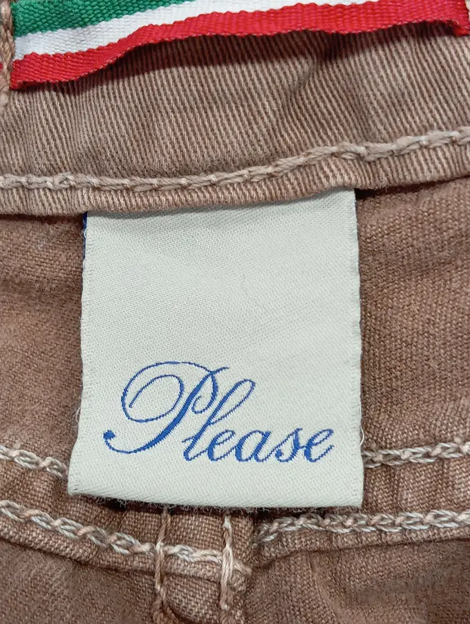 PLEASE Destroyed Jeans Bild 3