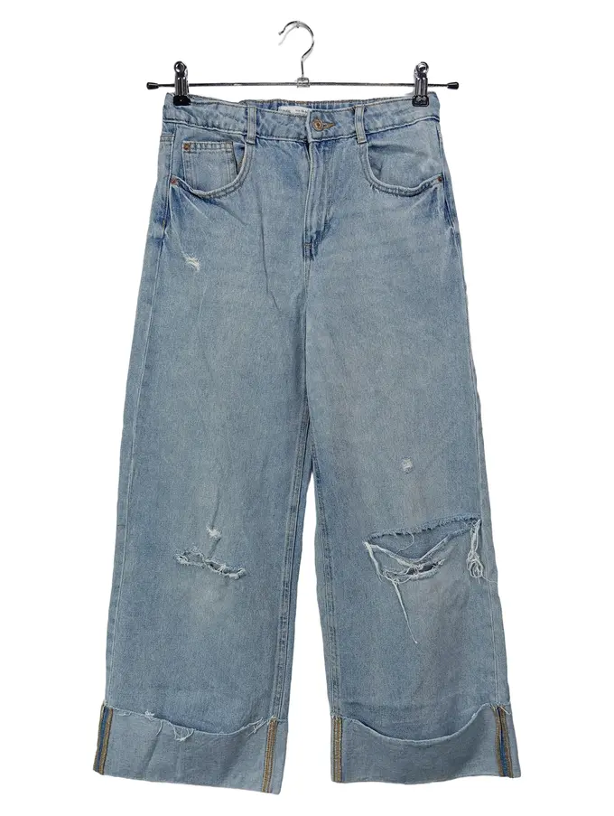 ZARA Destroyed Jeans Bild 1