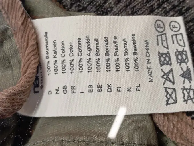 NAKETANO Leichte Jacke Bild 4